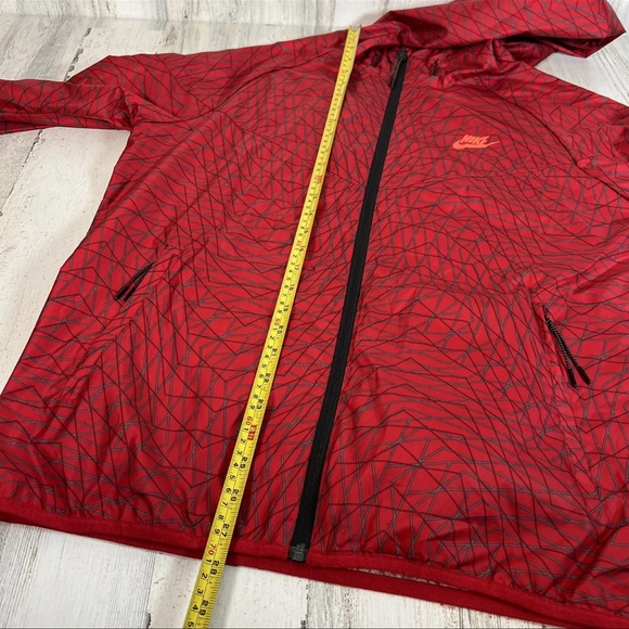 Nike Men’s Ru City Scape Packable Jacket Windbreaker Red Black Size Large - Picture 6 of 9